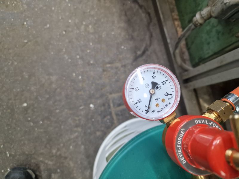 Datei:Druckminderer.jpg